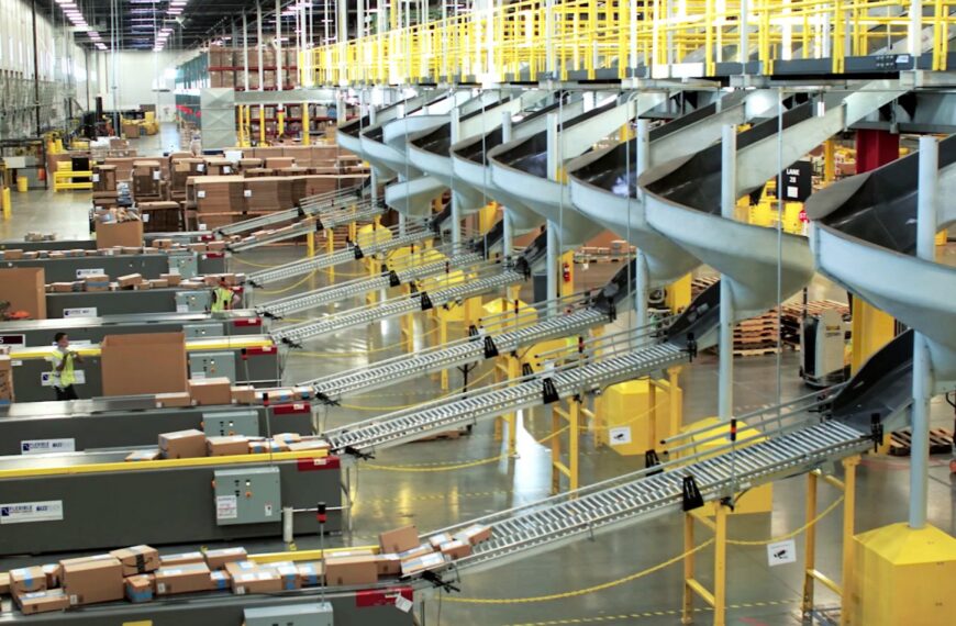 Amazon August 2025 Report: What’s Really Happening with the E-Commerce Giant